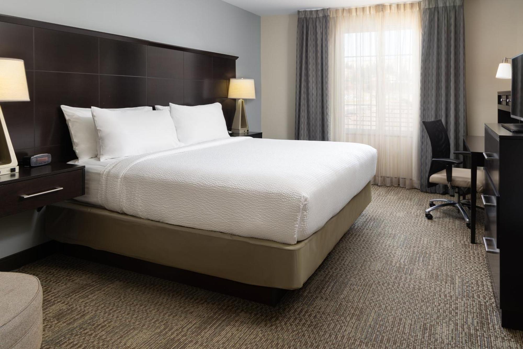 Staybridge Suites Sacramento-Folsom By Ihg Exterior photo