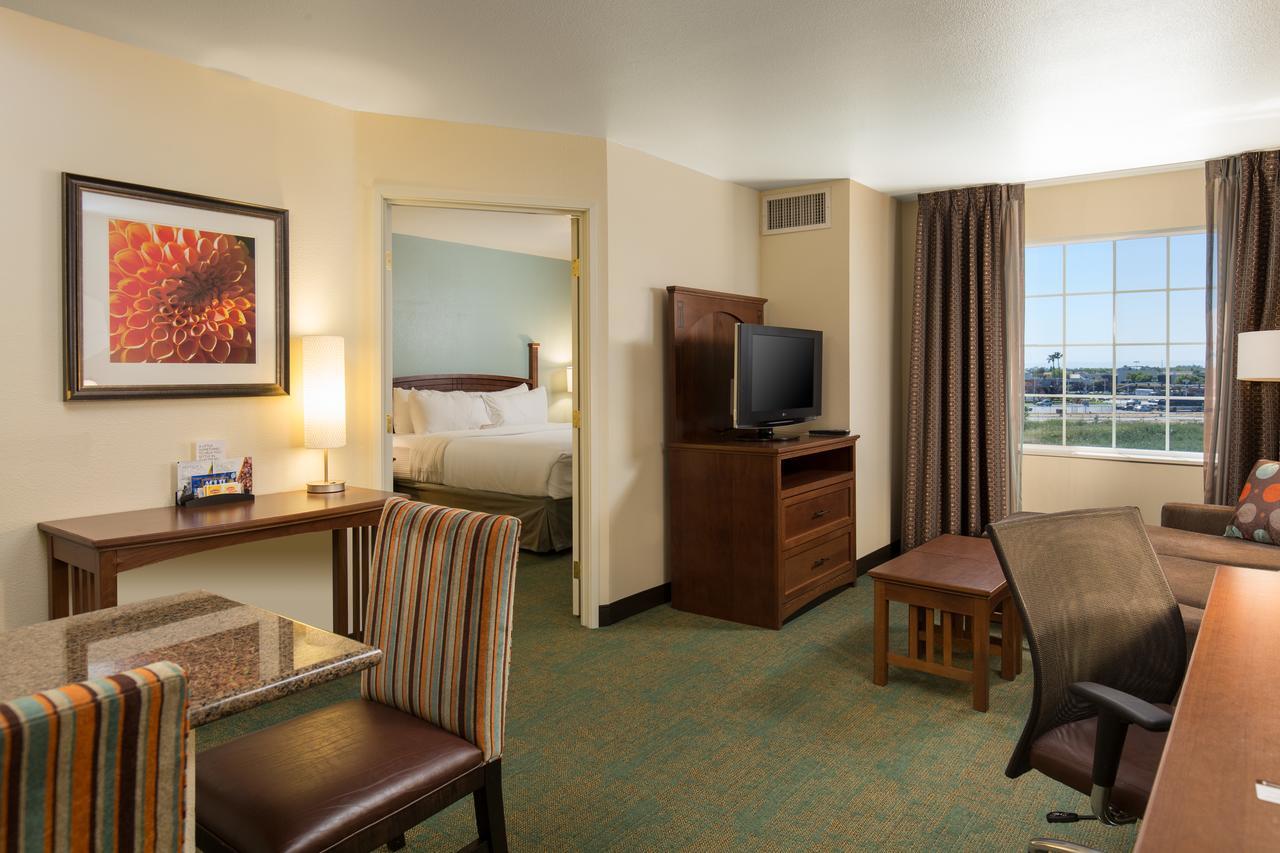 Staybridge Suites Sacramento-Folsom By Ihg Exterior photo